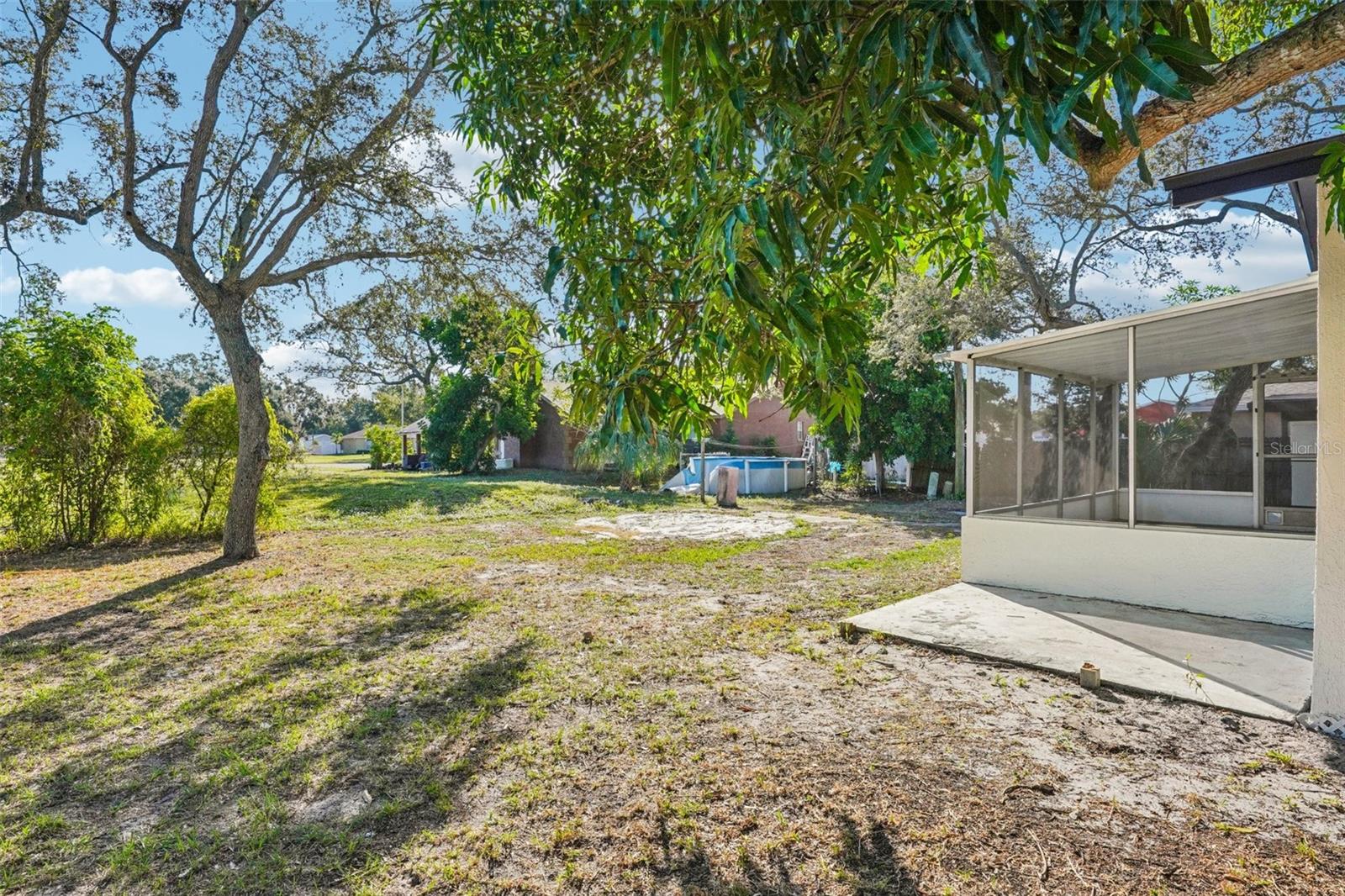 Image 36 of 40 For 12832 Campbell Lane