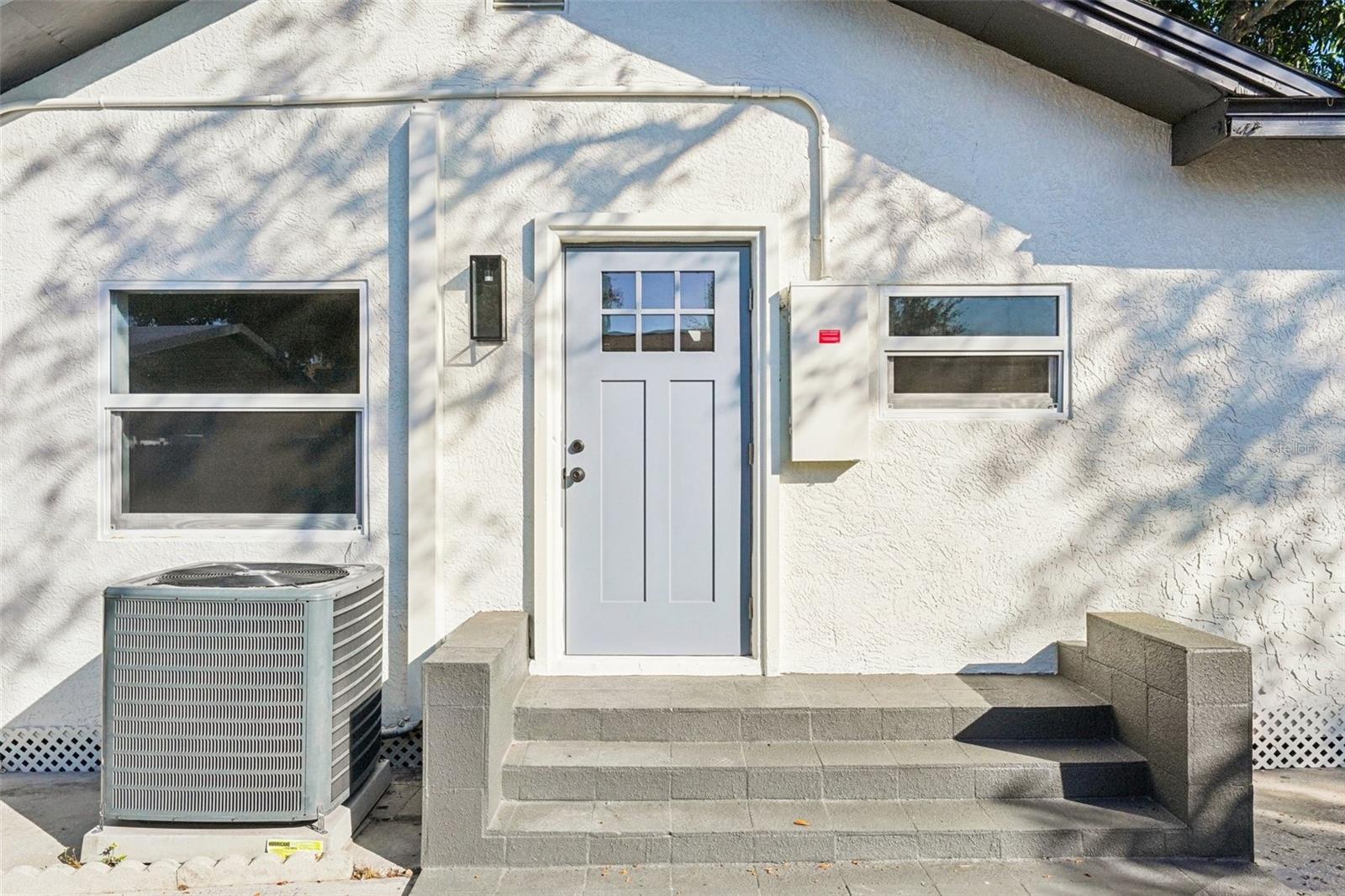 Image 8 of 40 For 12832 Campbell Lane