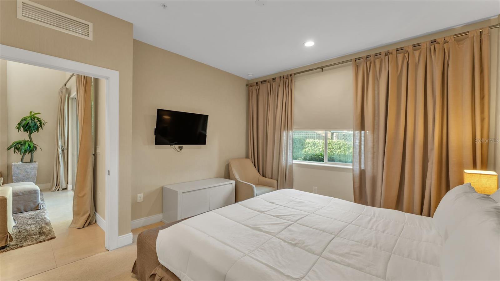 Image 15 of 64 For 3114 Brasilia Avenue