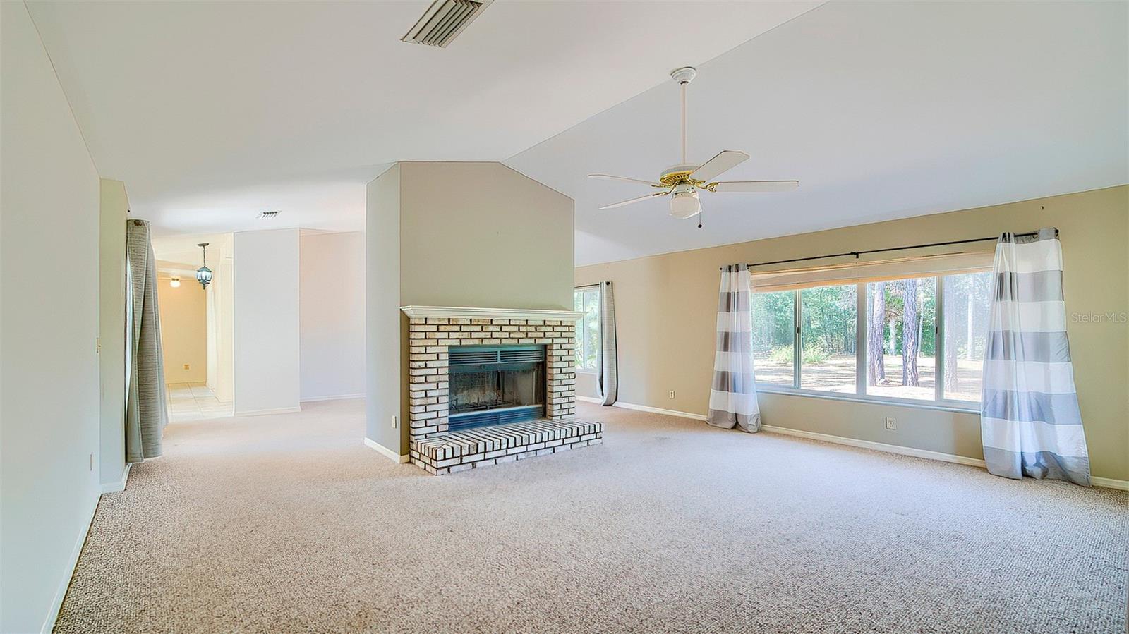 Image 12 of 49 For 610 151st Terrace