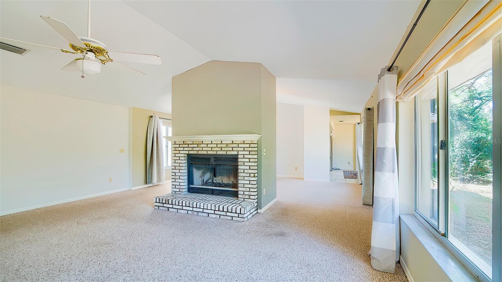 Image 14 of 49 For 610 151st Terrace