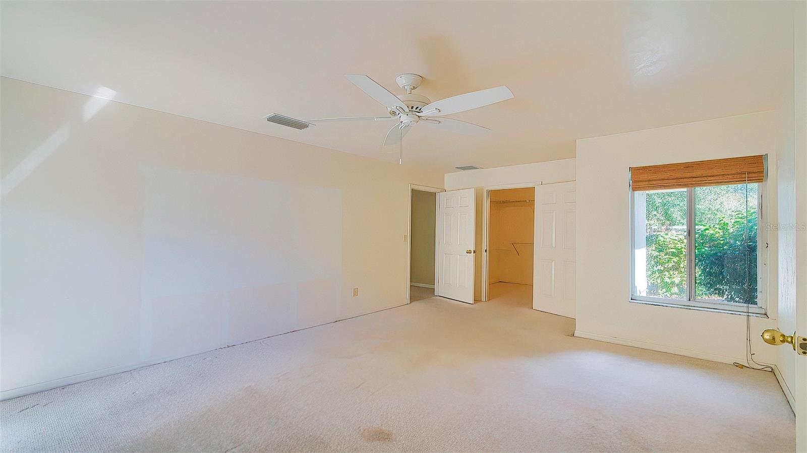 Image 19 of 49 For 610 151st Terrace