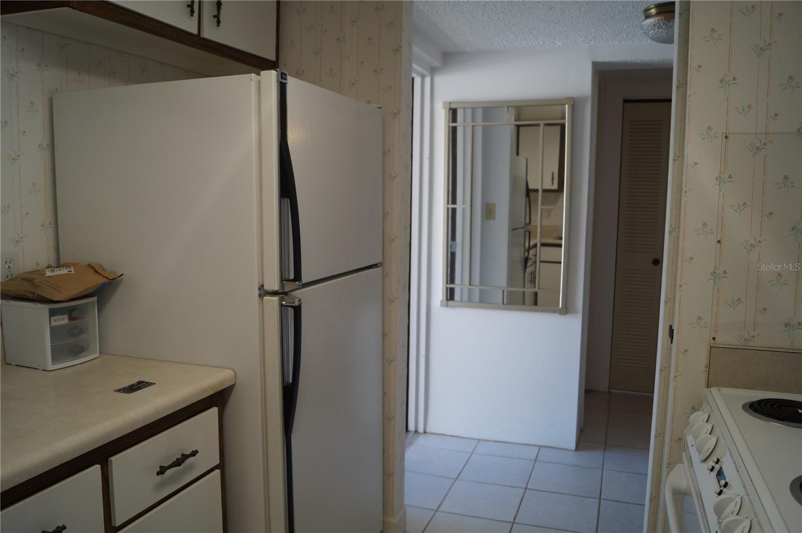 Image 3 of 26 For 7701 Starkey Road 408