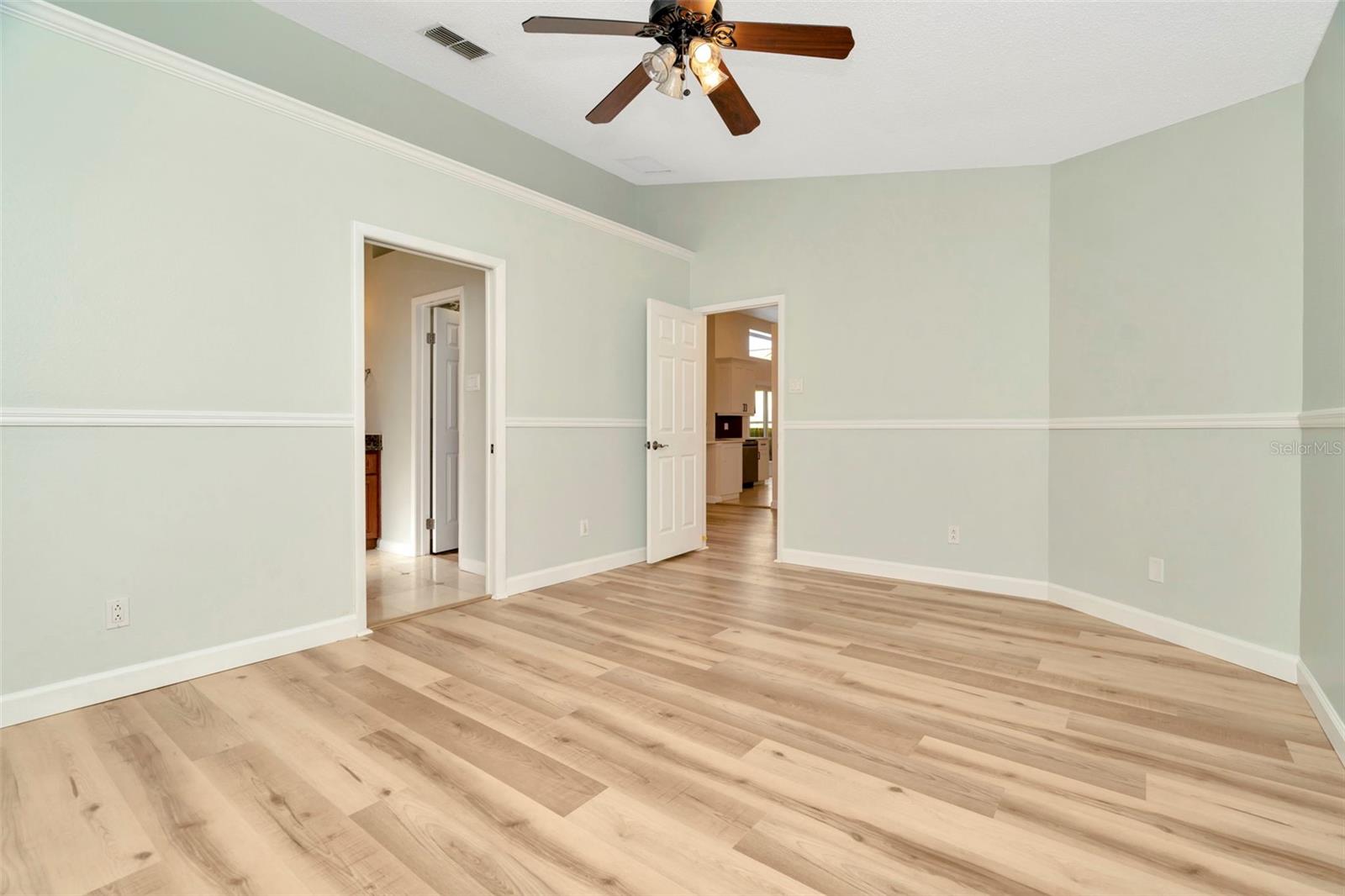 Image 29 of 45 For 1504 Attleboro Lane