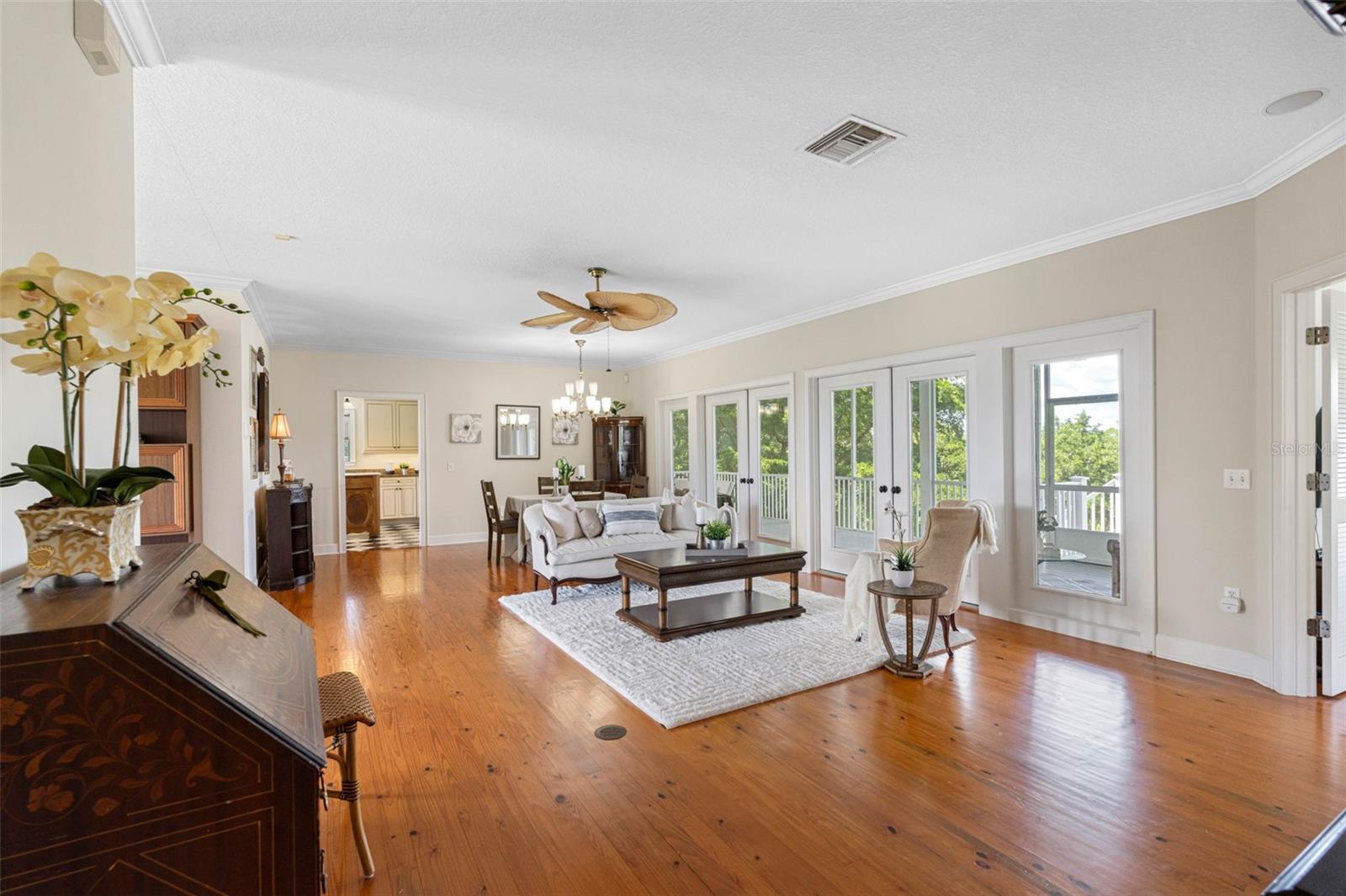 Image 12 of 60 For 1215 Bayshore Drive