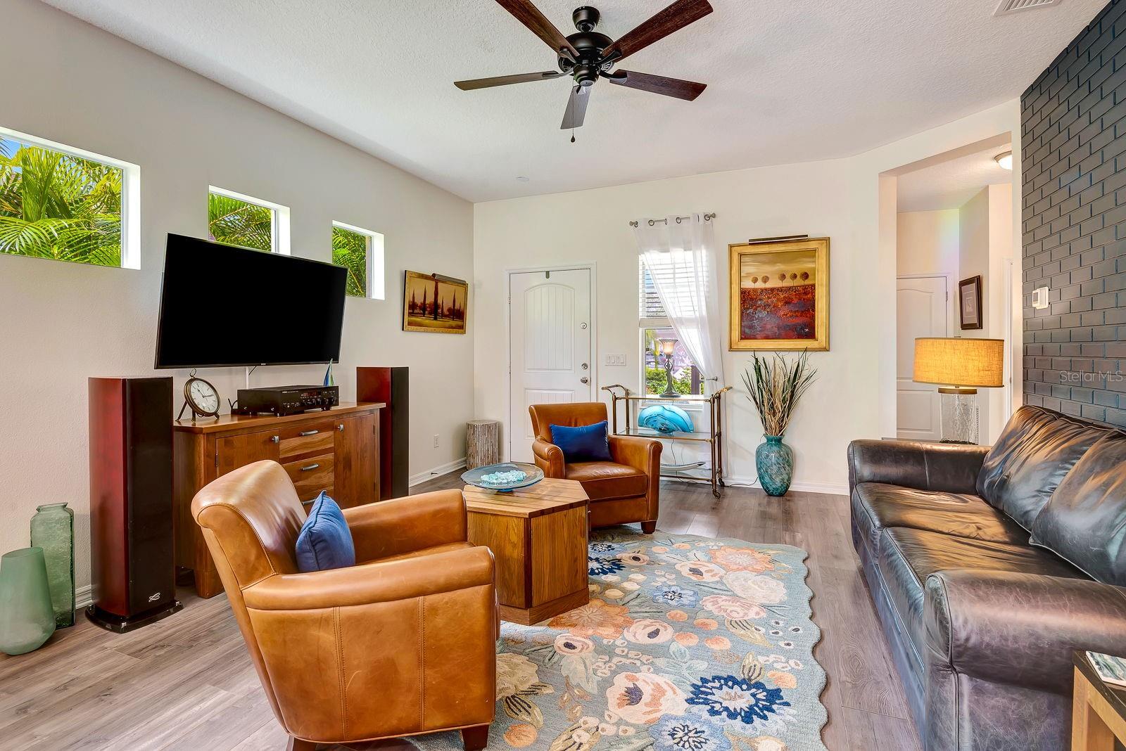 Image 6 of 33 For 5007 Boston Common Glen