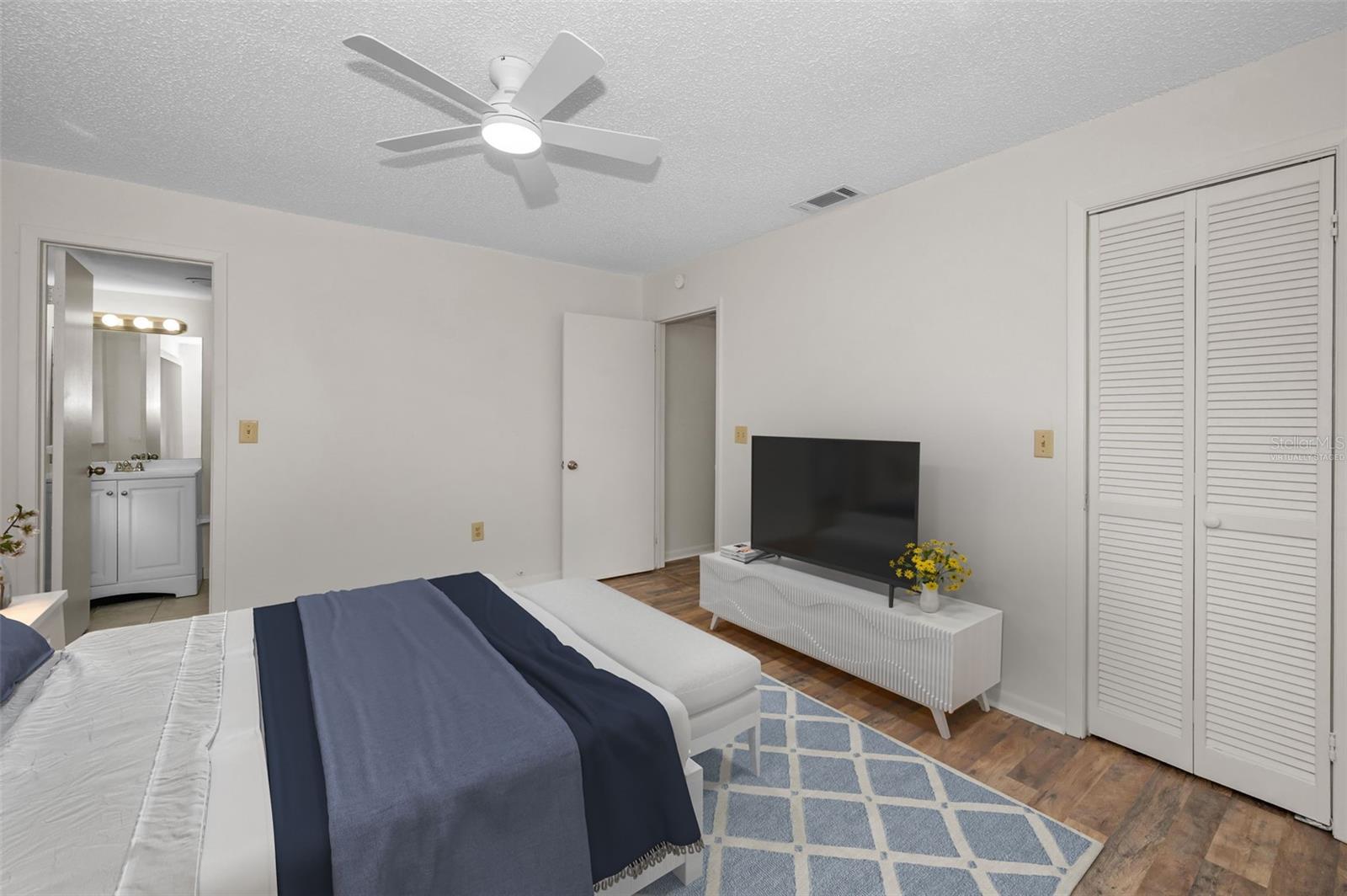 Image 19 of 49 For 230 Bayshore Boulevard 208
