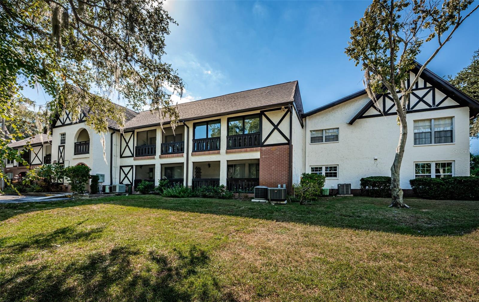 Image 35 of 49 For 230 Bayshore Boulevard 208