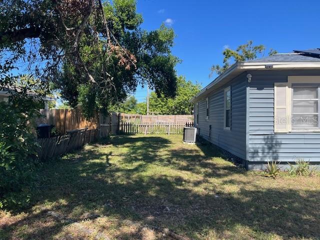 Image 22 of 23 For 4035 14th Avenue S