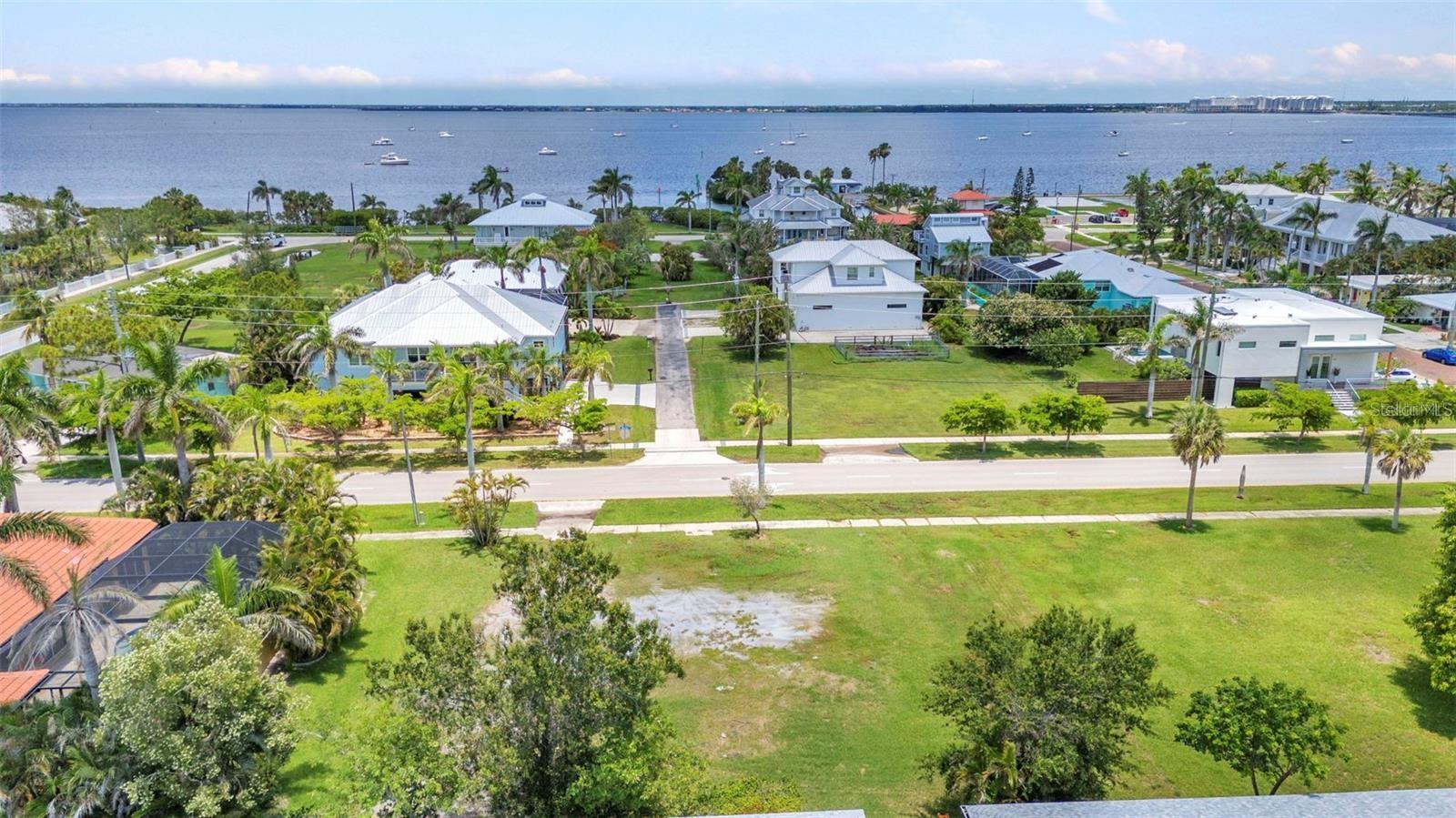 Image 15 of 15 For 817 Marion Avenue