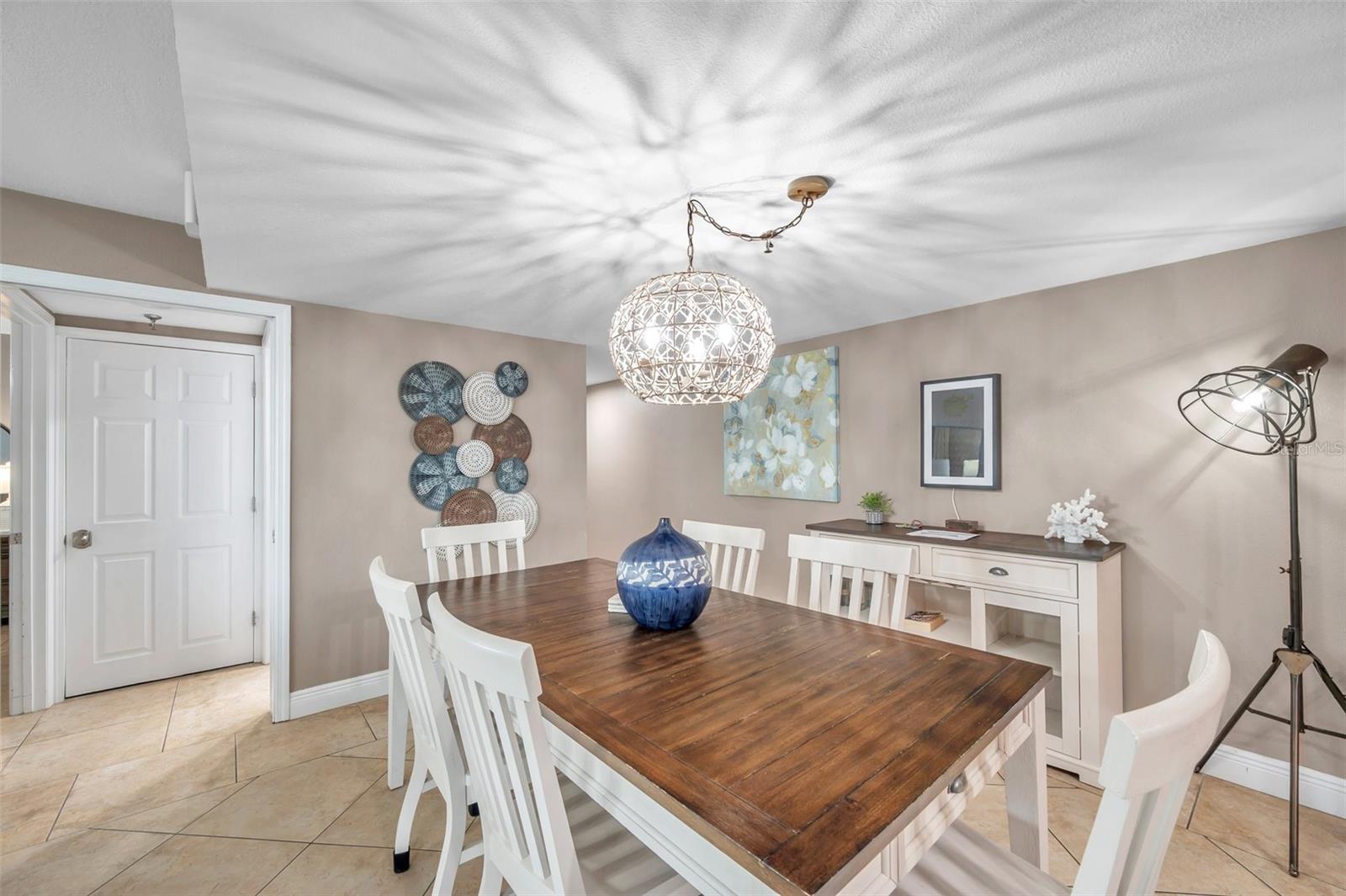 Image 10 of 41 For 17450 Gulf Boulevard 306