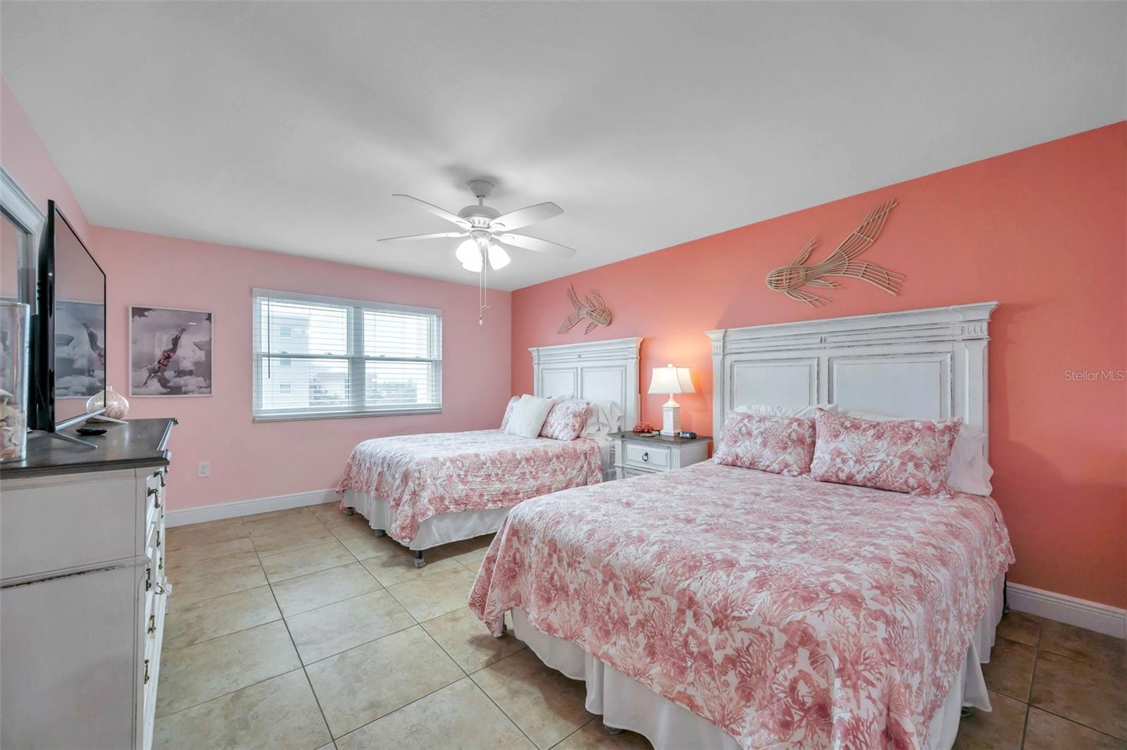 Image 29 of 41 For 17450 Gulf Boulevard 306