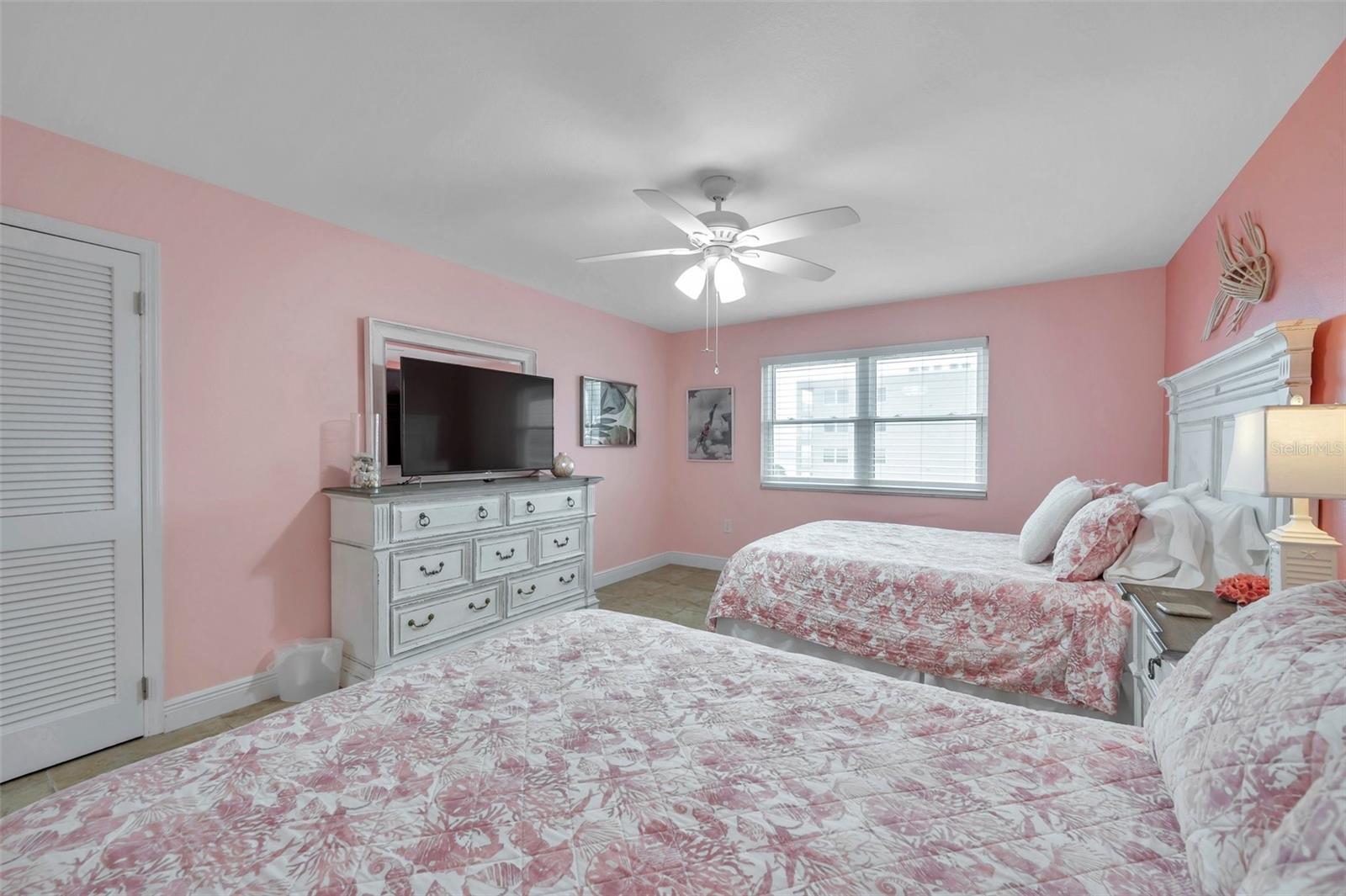 Image 30 of 41 For 17450 Gulf Boulevard 306