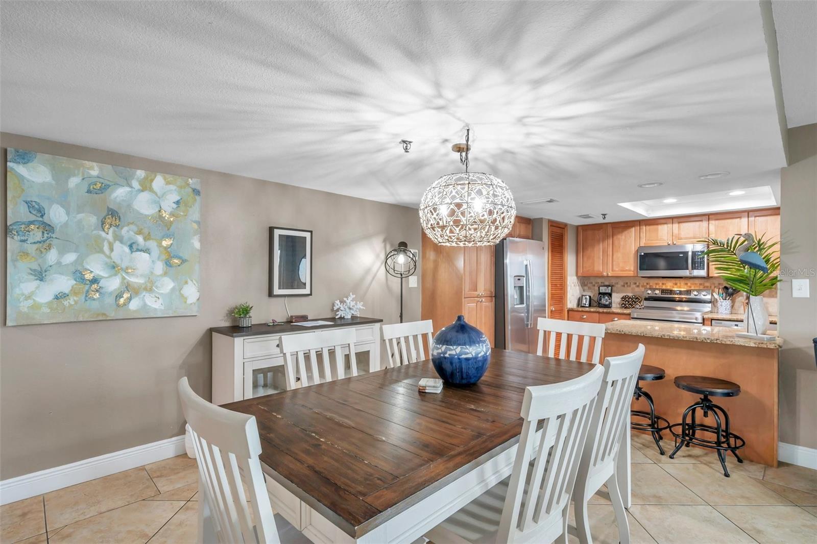 Image 9 of 41 For 17450 Gulf Boulevard 306