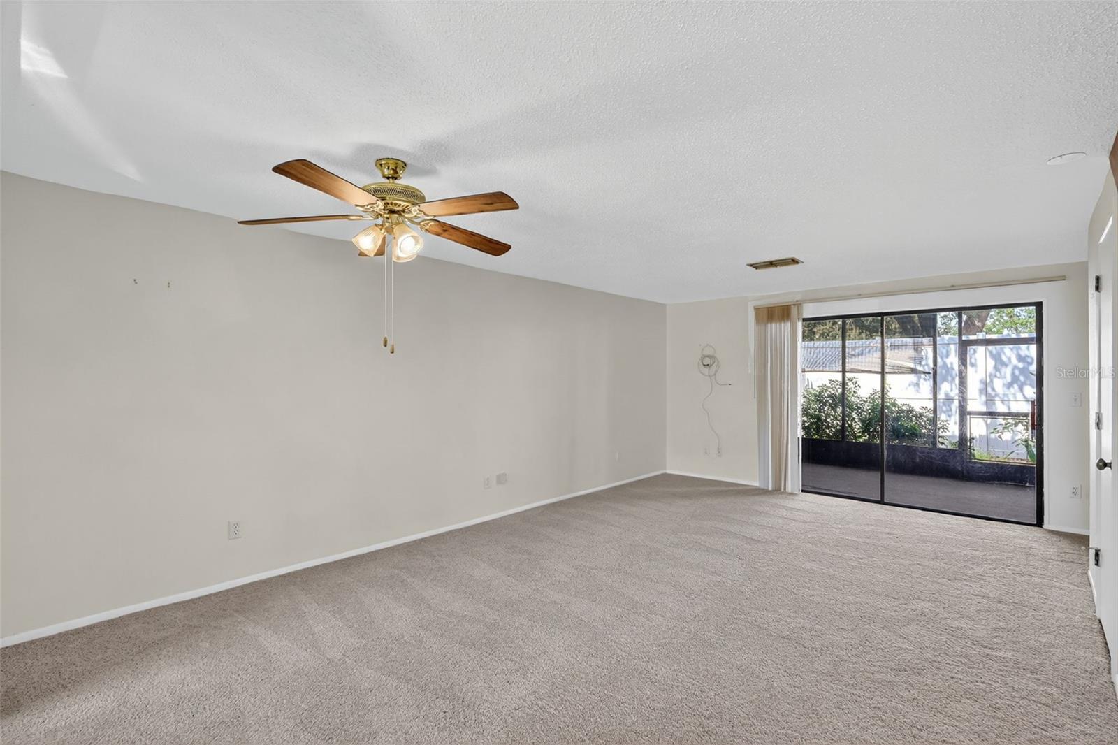 Image 14 of 32 For 2751 Pines Drive 9