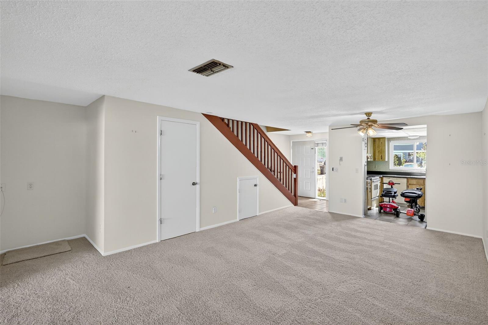 Image 17 of 32 For 2751 Pines Drive 9