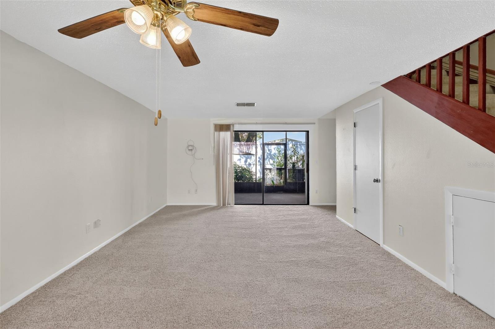 Image 19 of 32 For 2751 Pines Drive 9