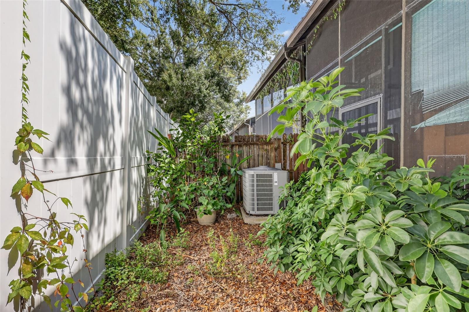 Image 30 of 32 For 2751 Pines Drive 9