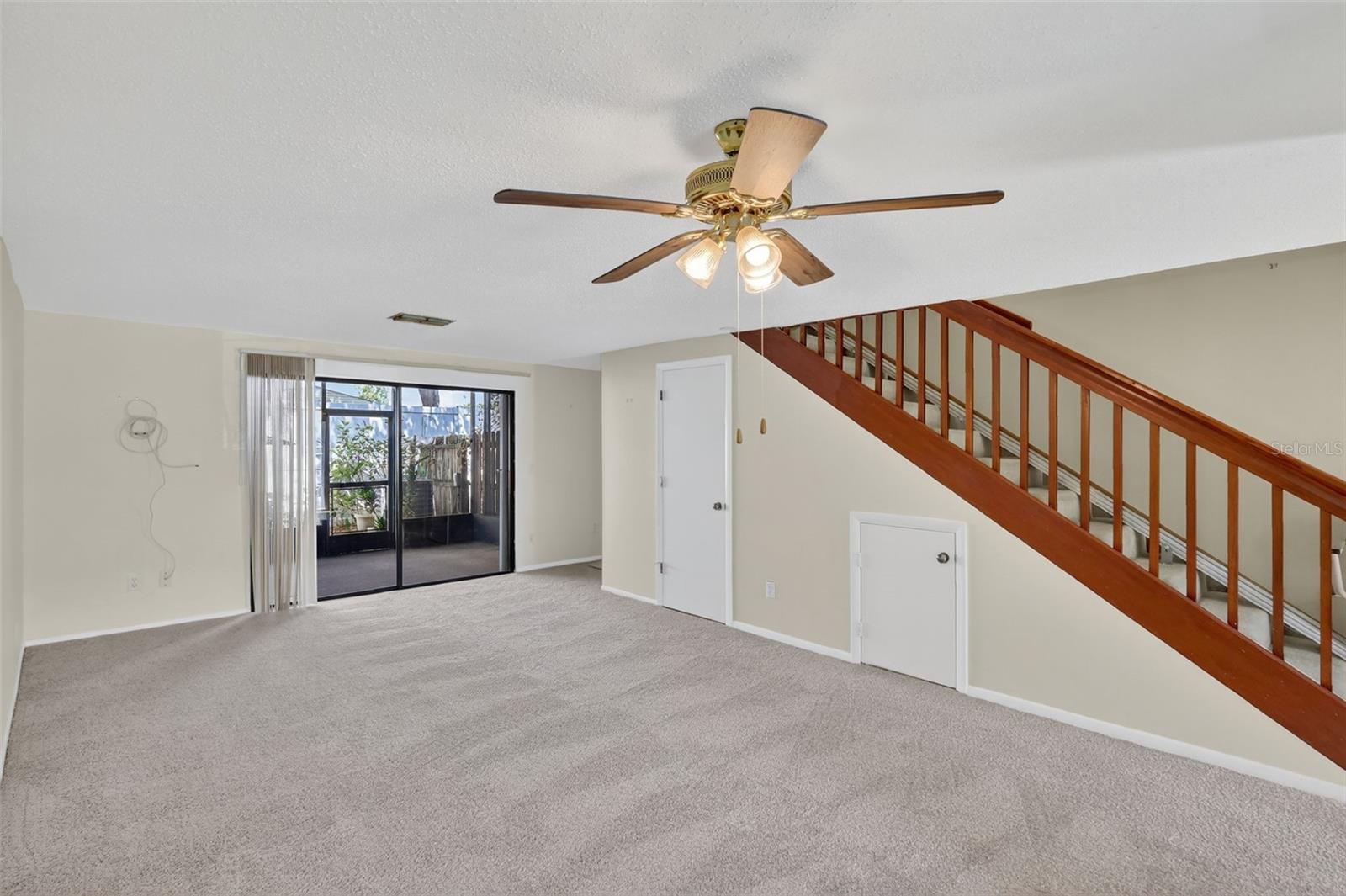 Image 4 of 32 For 2751 Pines Drive 9