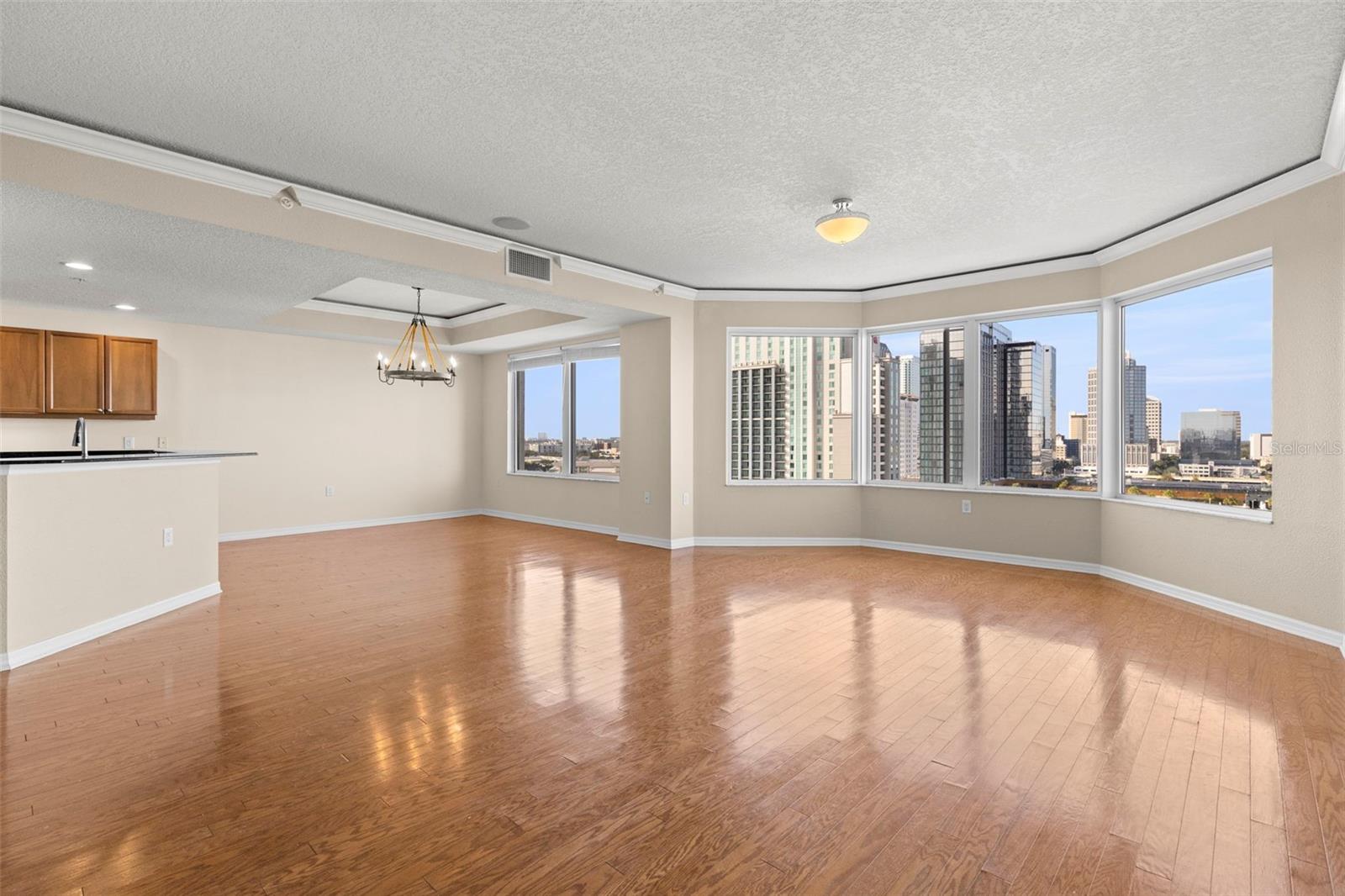 Image 27 of 54 For 371 Channelside Walk Way 1503