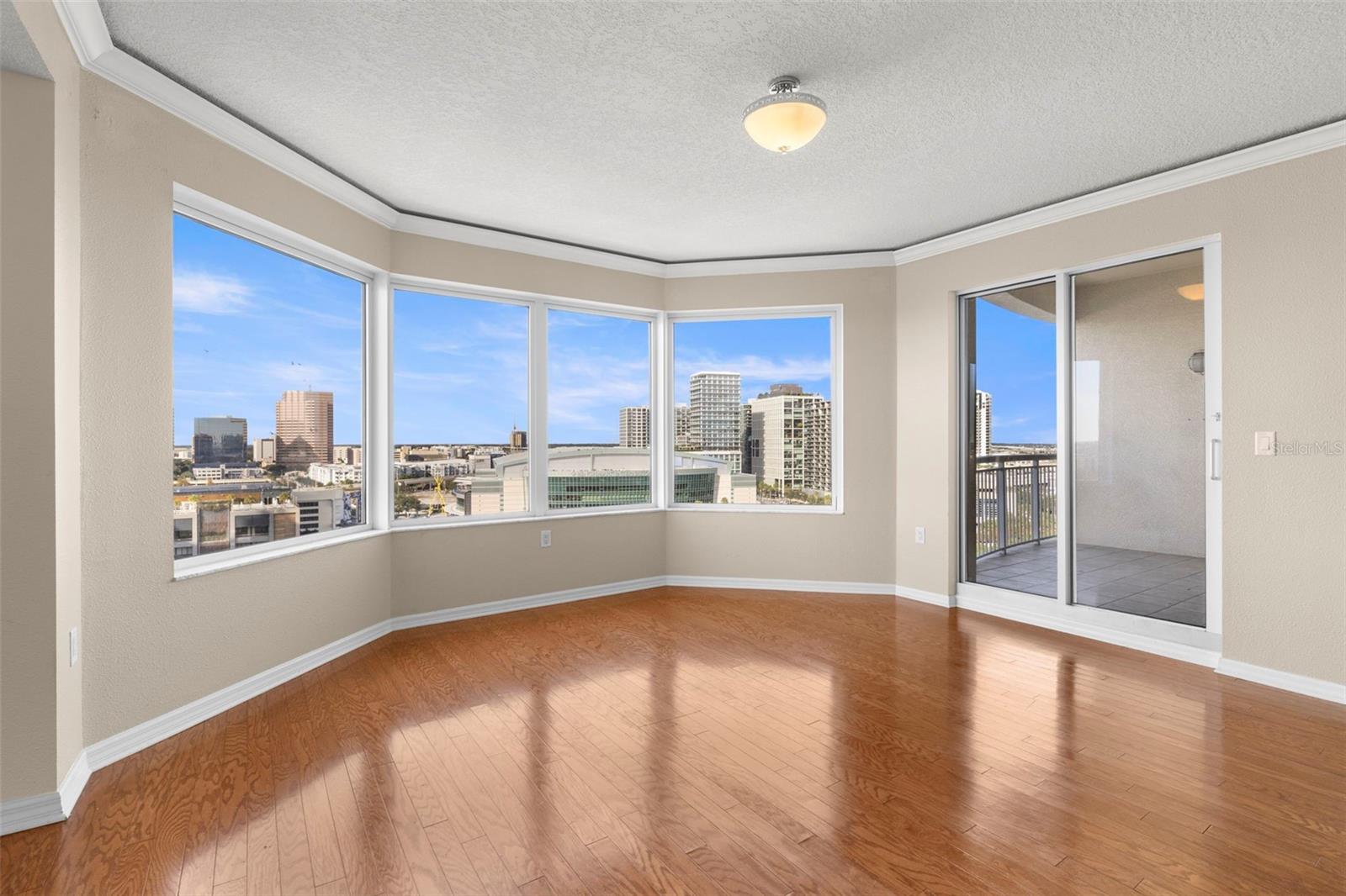 Image 28 of 54 For 371 Channelside Walk Way 1503