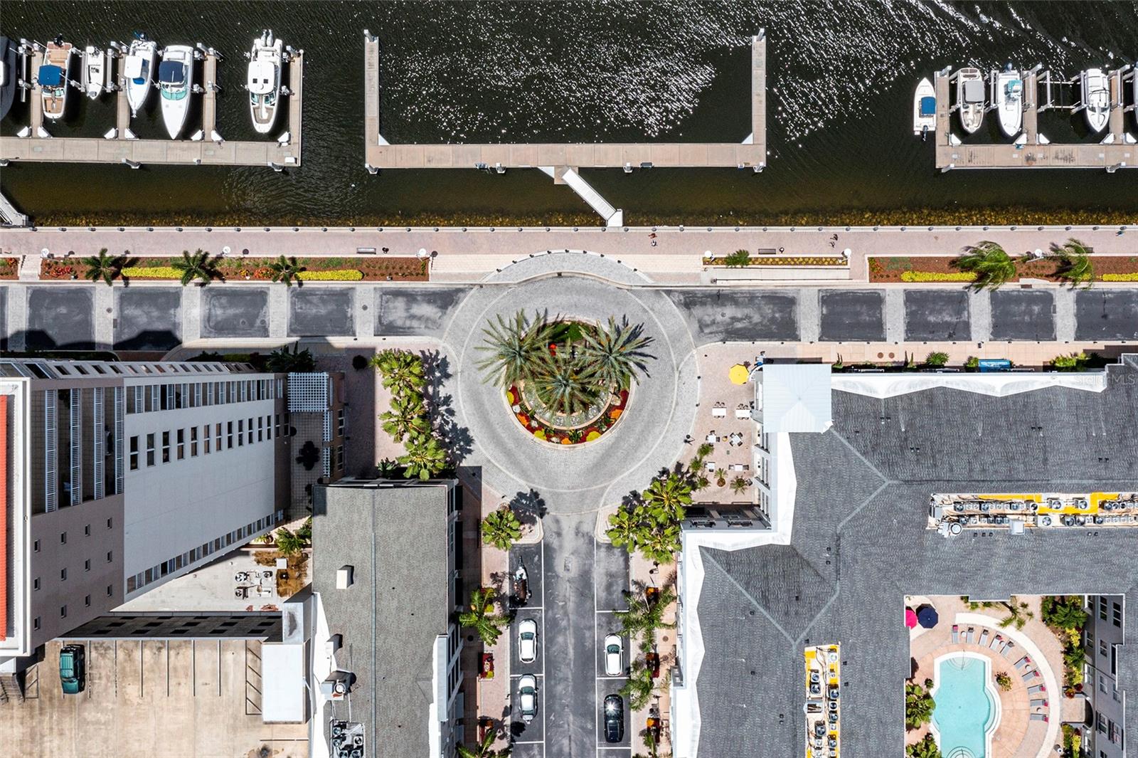 Image 4 of 54 For 371 Channelside Walk Way 1503