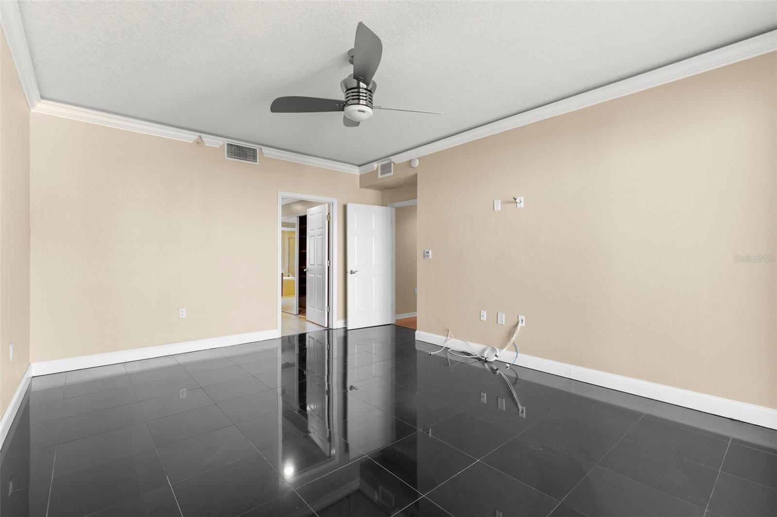 Image 42 of 54 For 371 Channelside Walk Way 1503