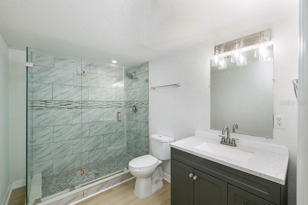 Image 14 of 25 For 10821 Freedom Boulevard