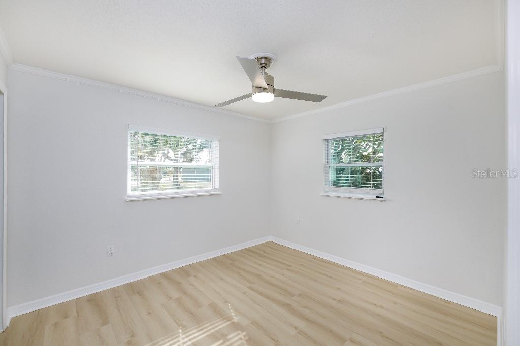 Image 15 of 25 For 10821 Freedom Boulevard