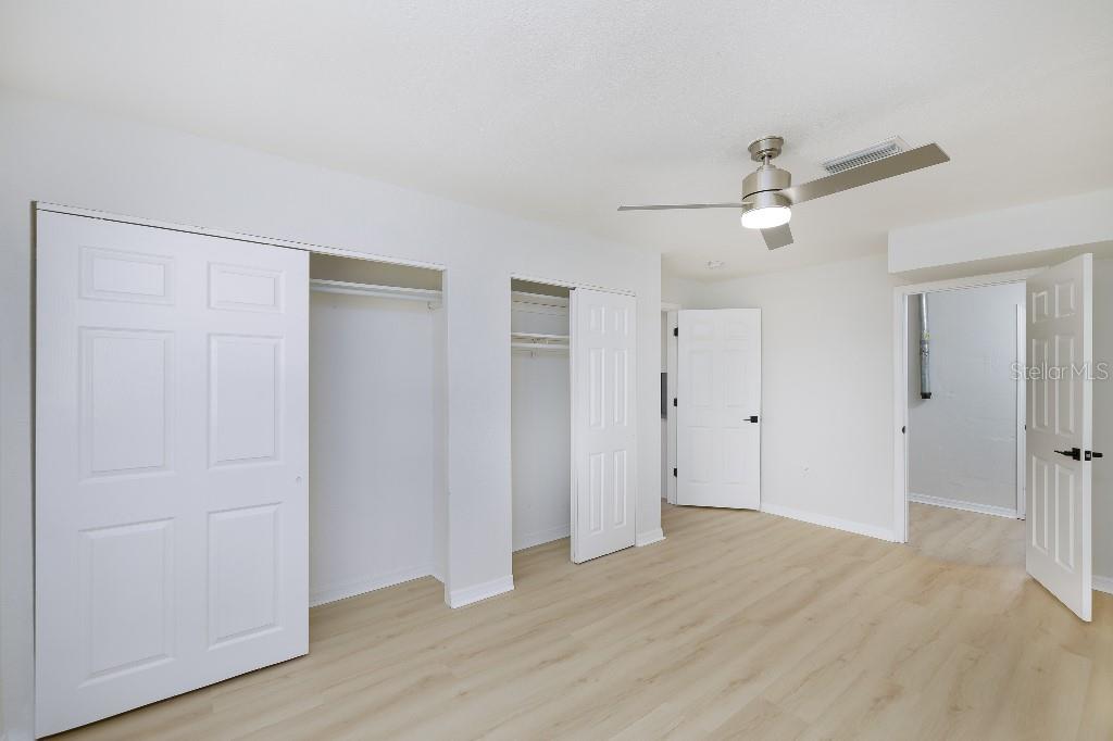 Image 20 of 25 For 10821 Freedom Boulevard