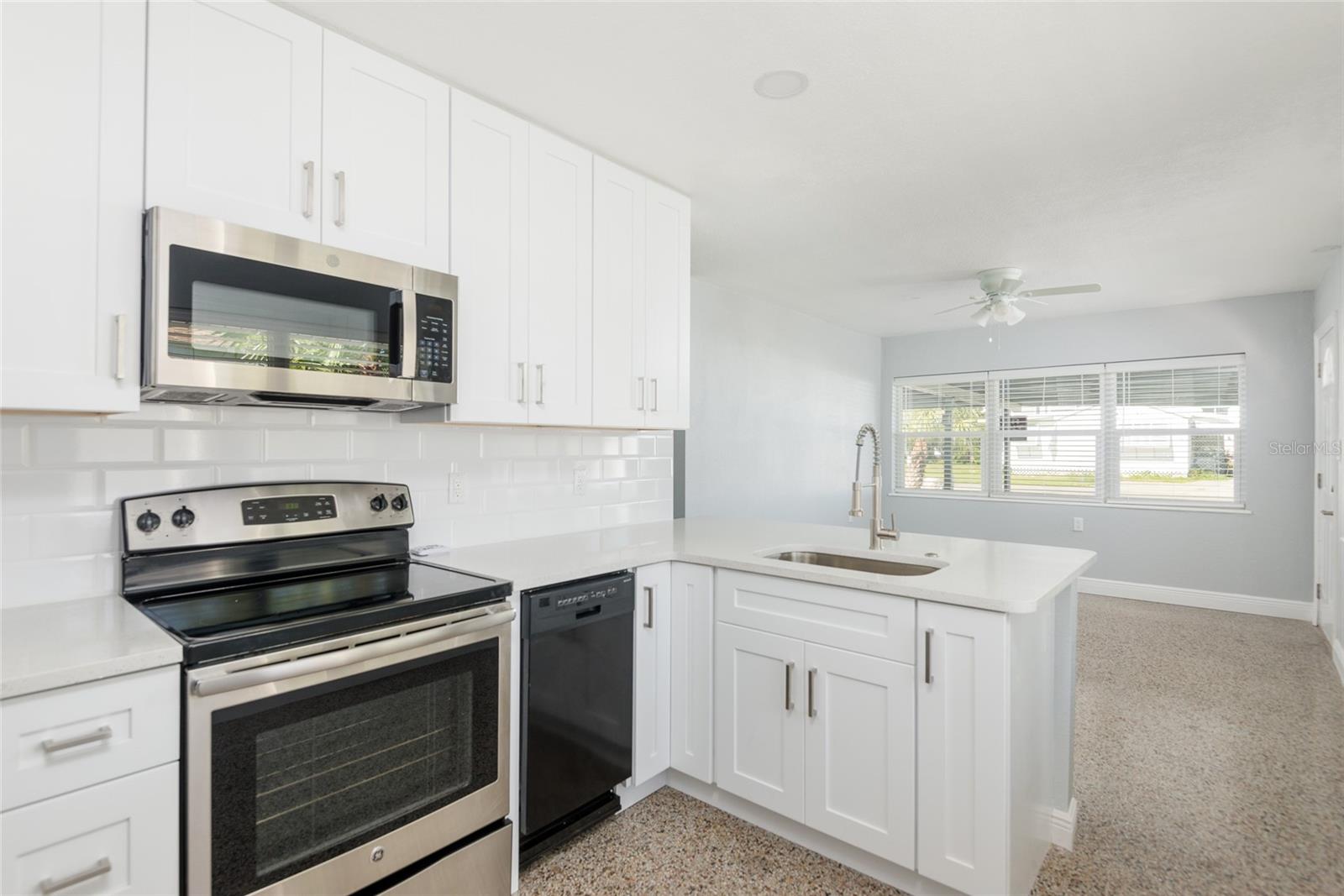 Image 11 of 47 For 13248 4th Street E