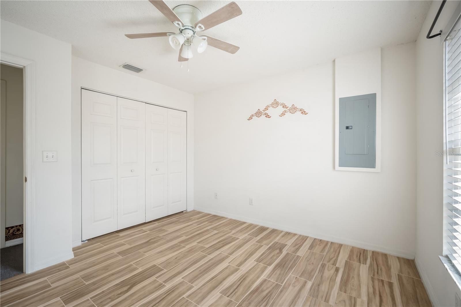 Image 14 of 22 For 5400 9th Avenue N