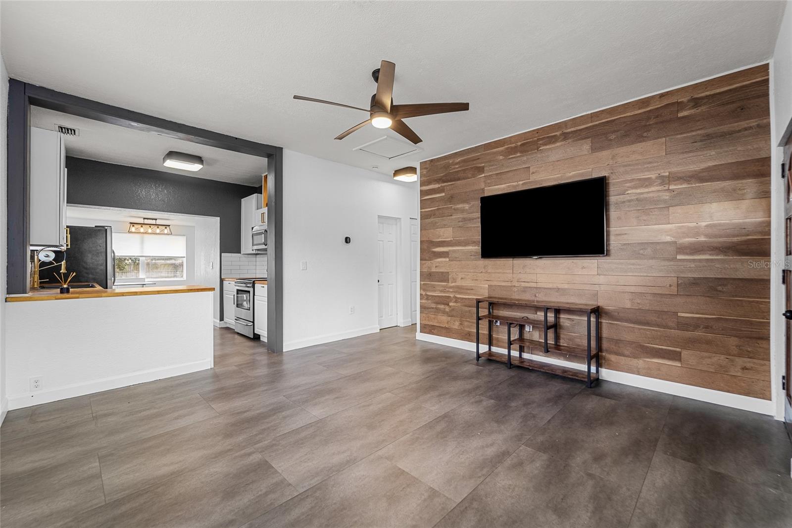 Image 4 of 19 For 1309 Frierson Avenue