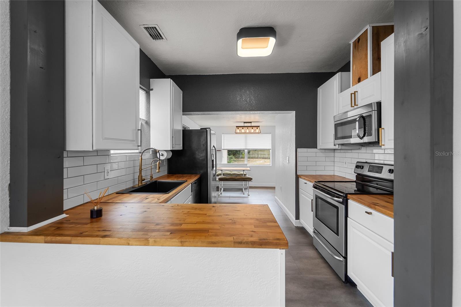 Image 5 of 19 For 1309 Frierson Avenue