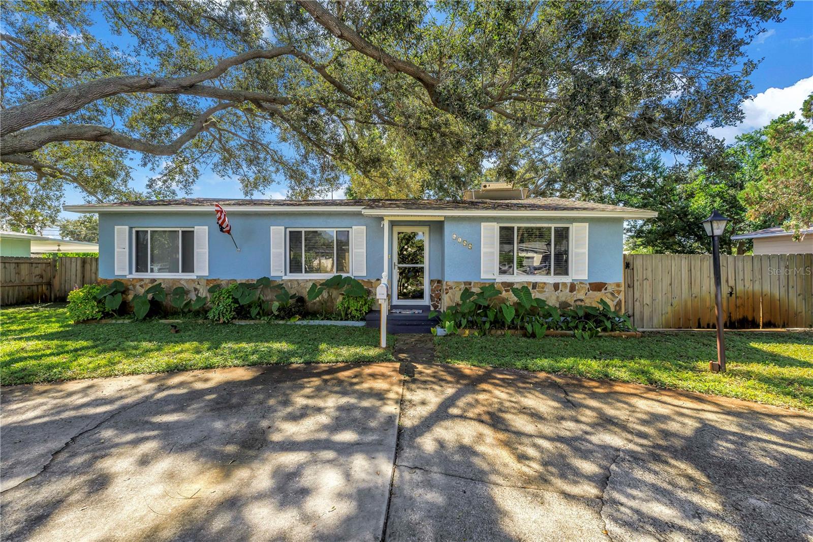 Image 52 of 64 For 6144 2nd Avenue N