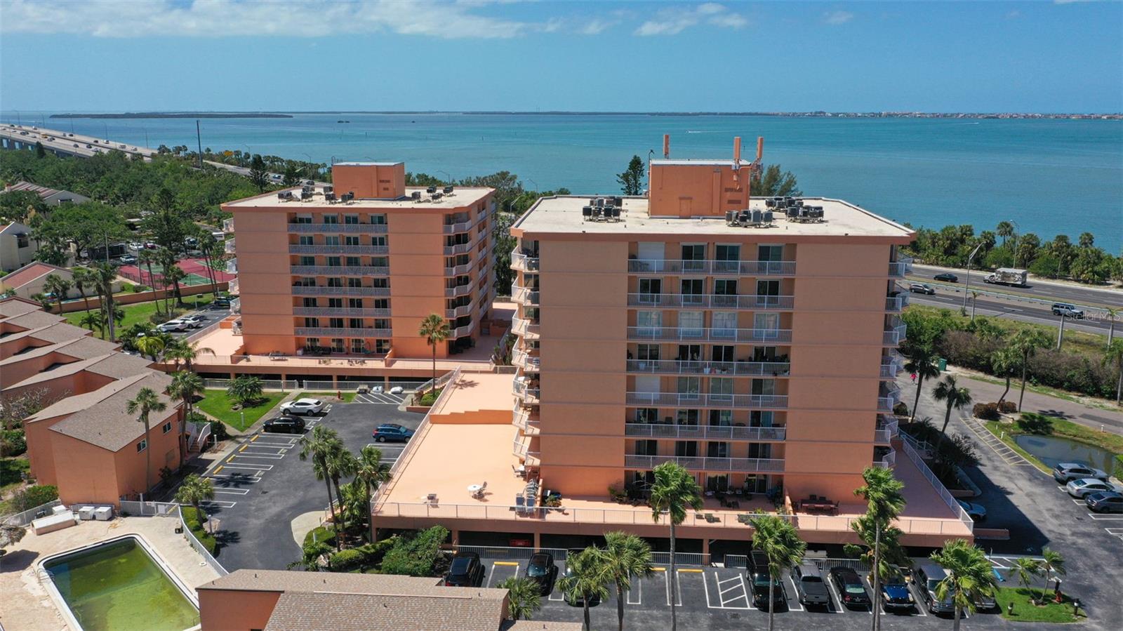 Image 5 of 10 For 7432 Sunshine Skyway Lane S 406