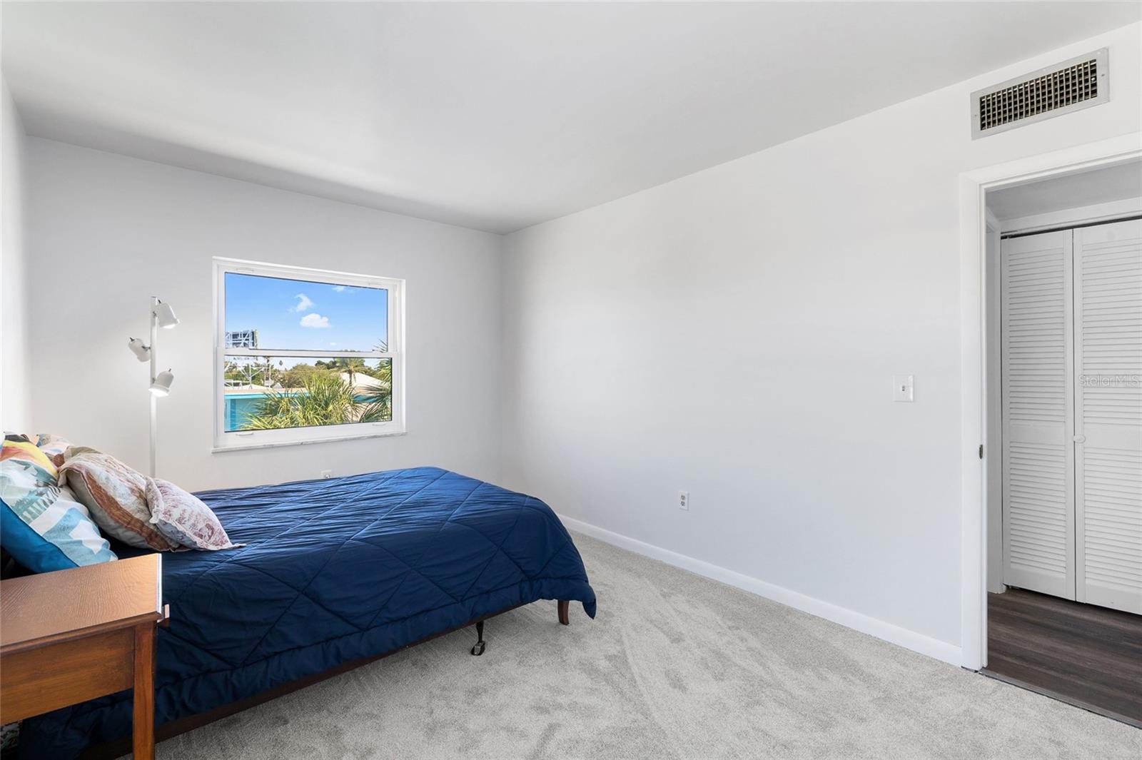Image 12 of 35 For 6651 Sunset Way 9
