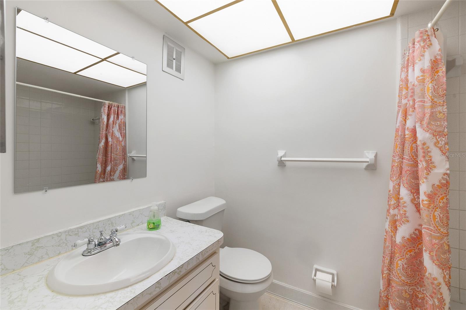 Image 13 of 35 For 6651 Sunset Way 9