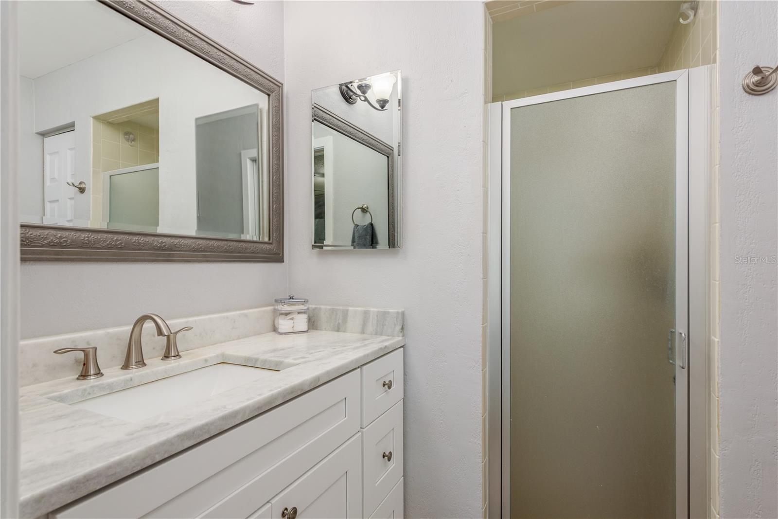 Image 11 of 20 For 1357 Wexford Drive N