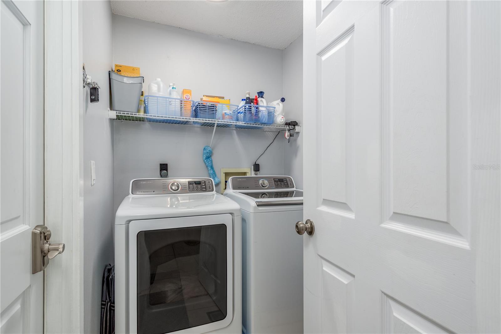 Image 15 of 20 For 1357 Wexford Drive N