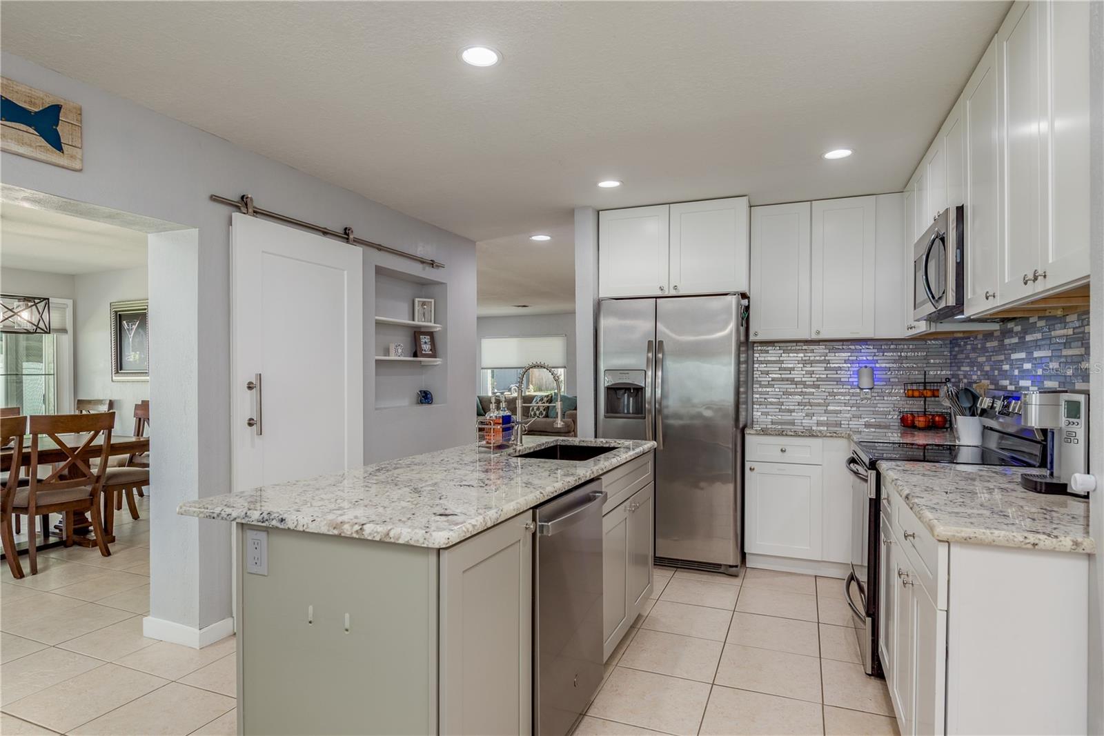 Image 6 of 20 For 1357 Wexford Drive N
