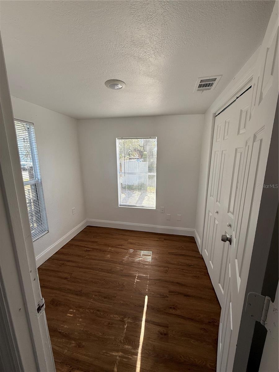 Image 4 of 22 For 2014 49th Street