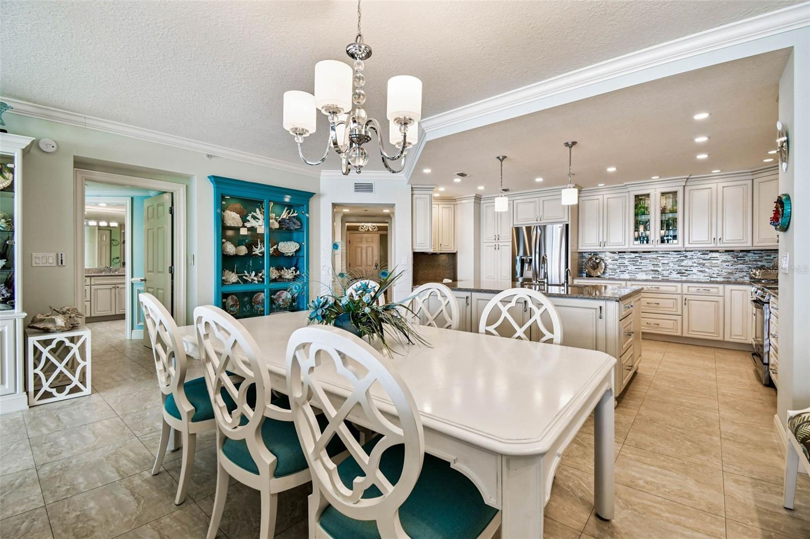 Image 11 of 73 For 16750 Gulf Boulevard 315