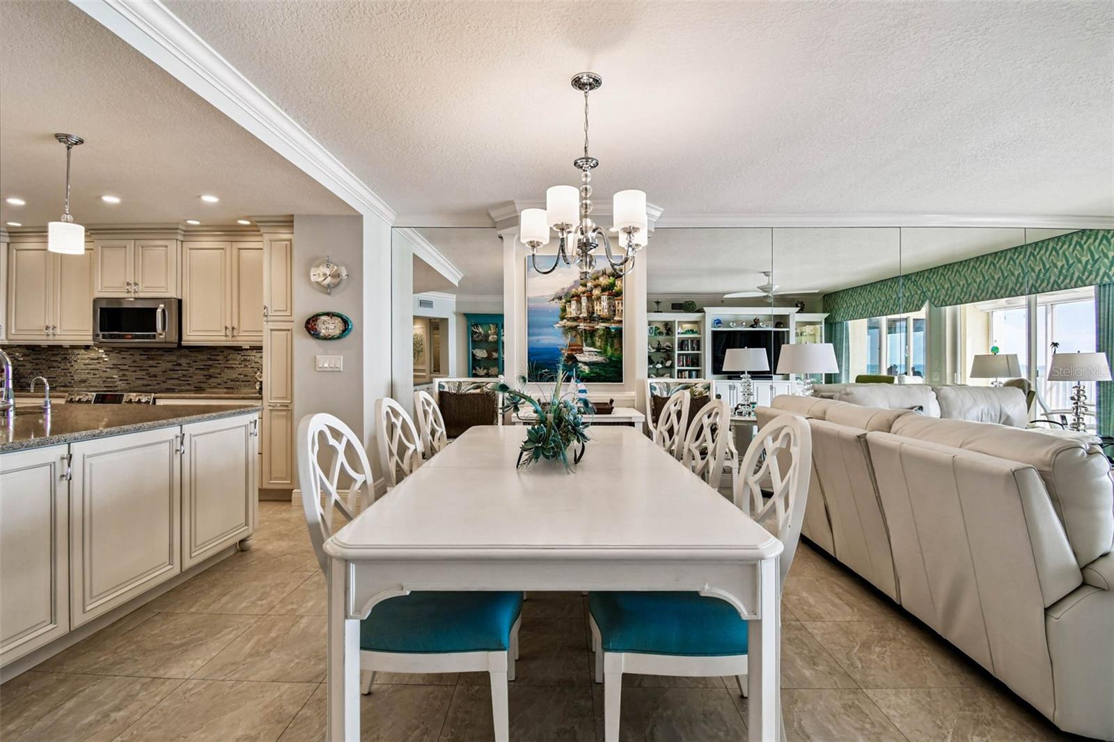 Image 13 of 73 For 16750 Gulf Boulevard 315