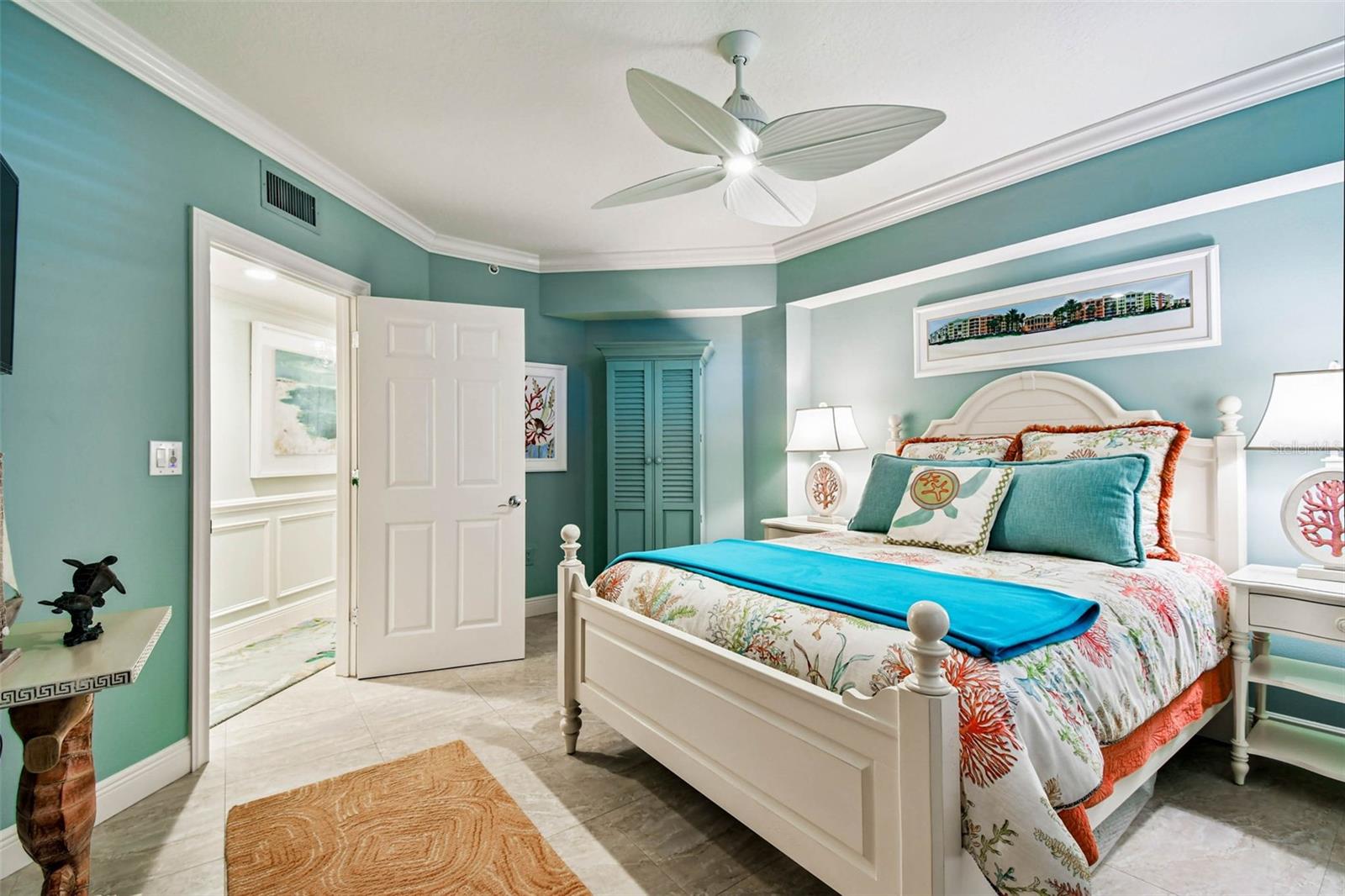 Image 36 of 73 For 16750 Gulf Boulevard 315