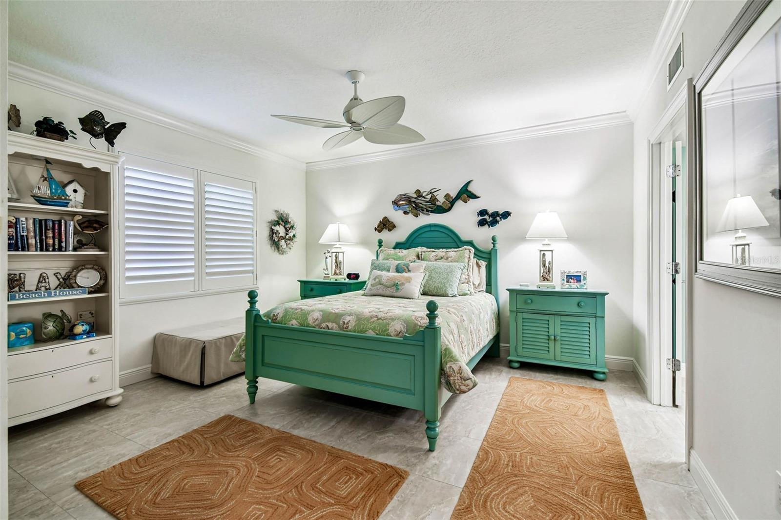 Image 38 of 73 For 16750 Gulf Boulevard 315