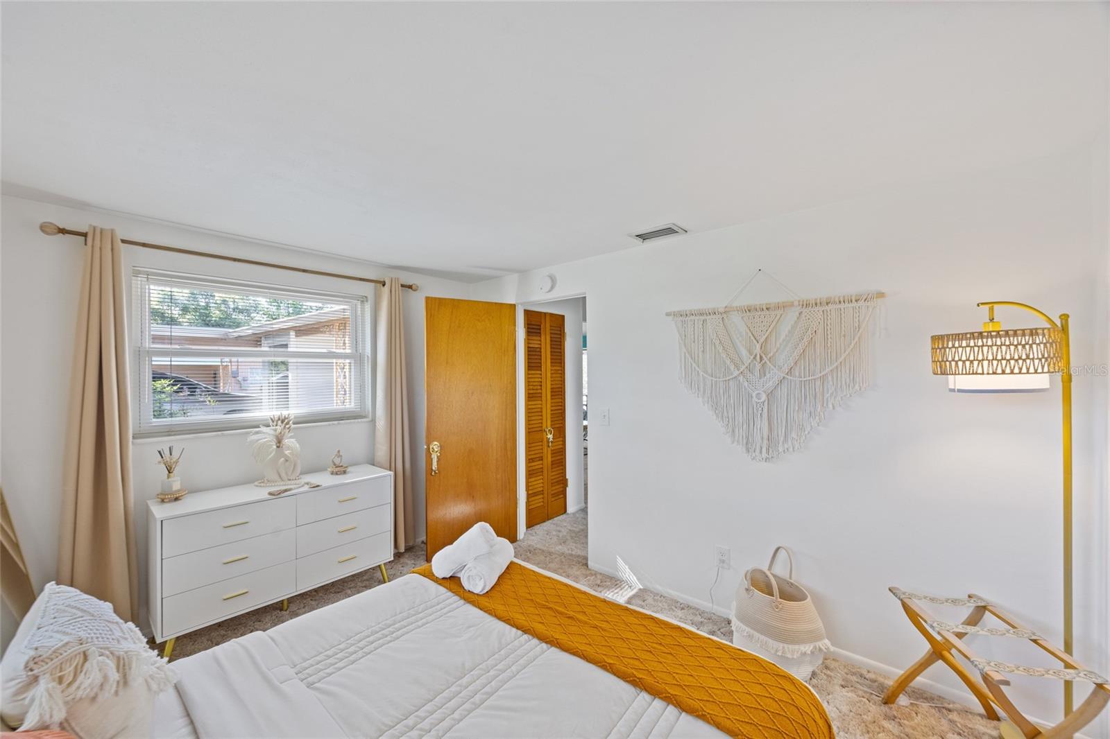 Image 19 of 33 For 8714 Lanway Drive