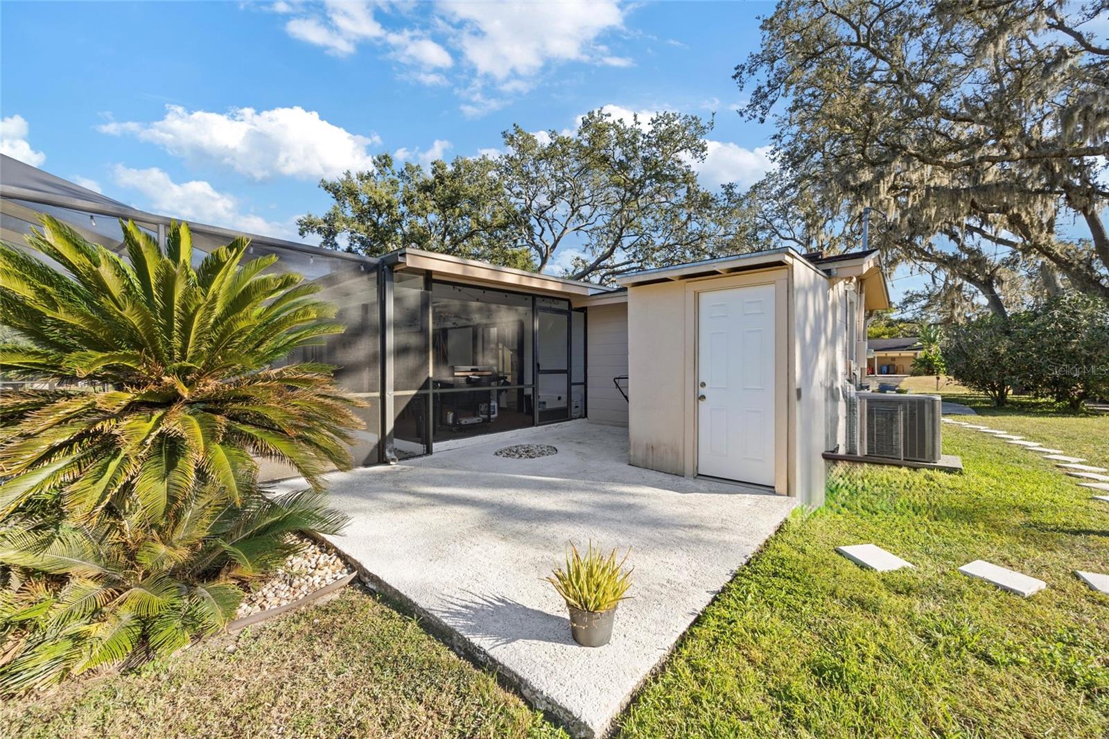 Image 26 of 33 For 8714 Lanway Drive