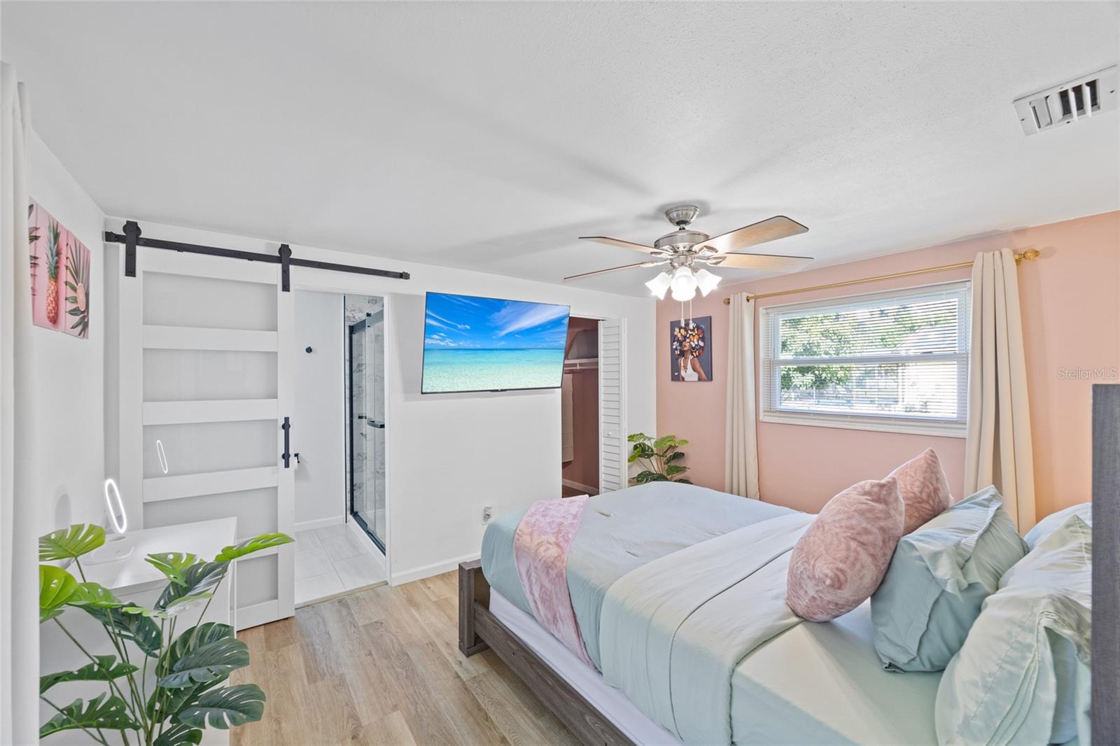 Image 9 of 33 For 8714 Lanway Drive