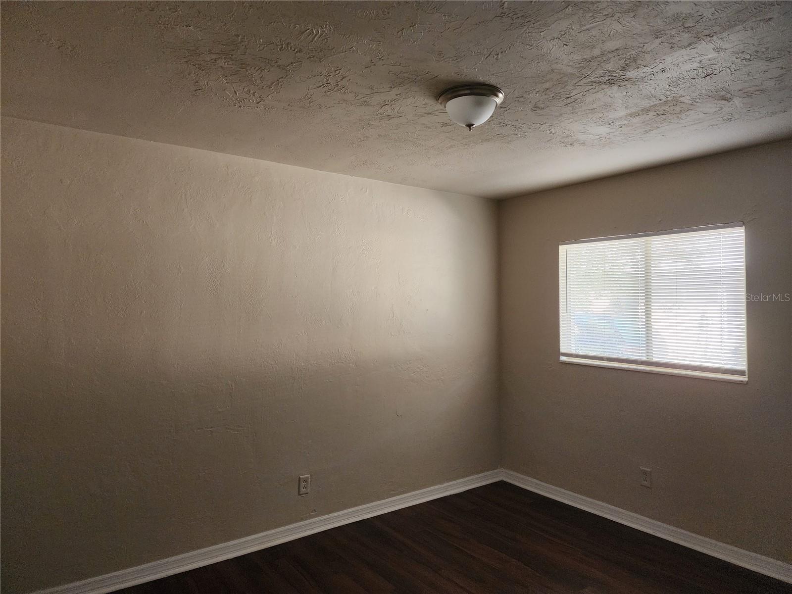 Image 4 of 5 For 2219 Highland Street 7